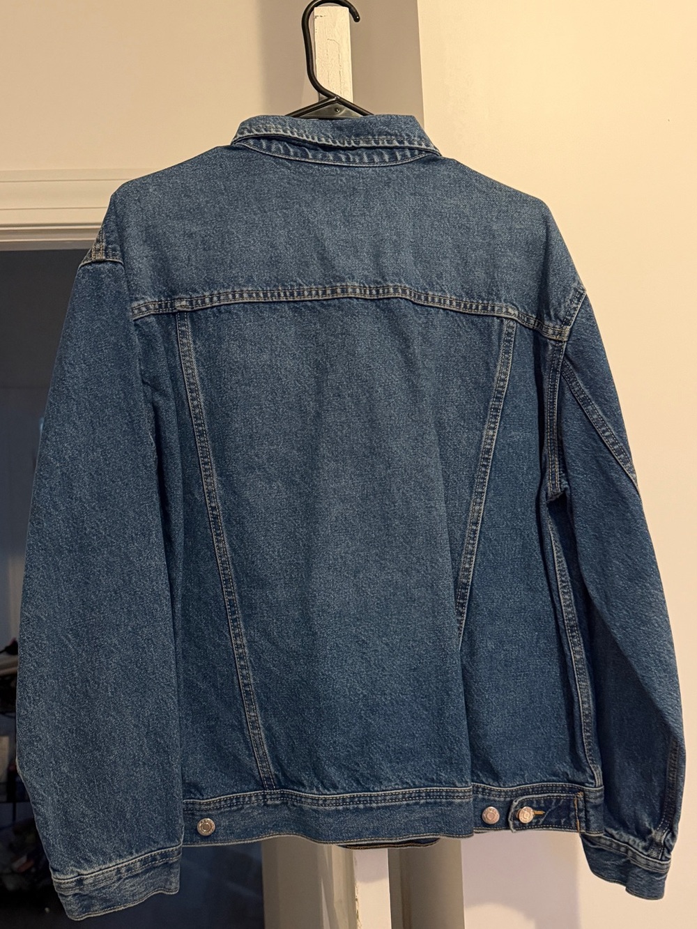 Old Navy Blue Boyfriend Denim/Jean Jacket - Picture 3 of 3